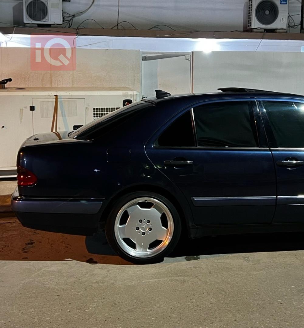 مرسيدس بنز E-Class